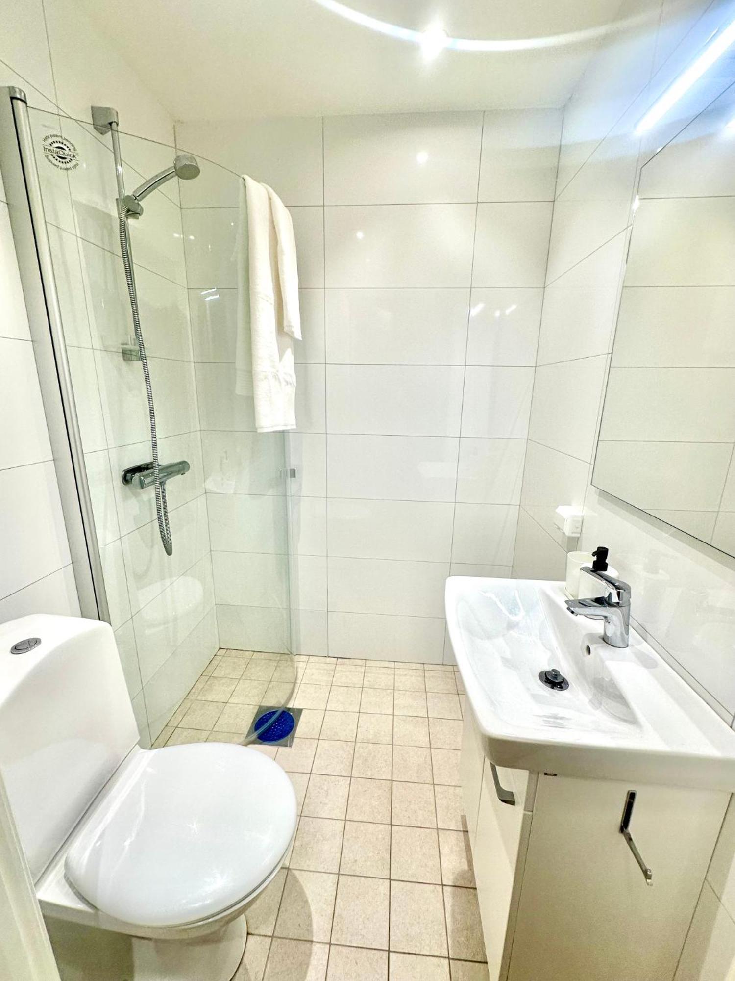 Edsviken Hotell Ab Sollentuna Zewnętrze zdjęcie